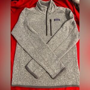 Patagonia size (S) grey 1/4 sip fleece jacket coat men